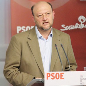 Antonio Pradas: La Conferencia Autonómica concretará soluciones realistas Antonio Pradas: La Conferencia Autonómica concretará soluciones realistas que permitan un cambio seguro