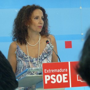 Pilar Lucio: Cañete debería defender las energías renovables en vez de prom Pilar Lucio: Cañete debería defender las energías renovables en vez de promocionar de manera frívola e injustificada el fracking