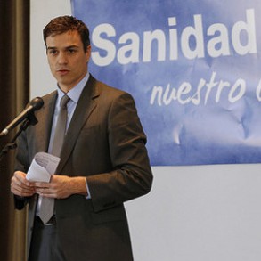 Pedro Sánchez defiende el compromiso del Partido Socialista con una sanidad p Pedro Sánchez defiende el compromiso del Partido Socialista con una sanidad pública, universal y gratuita y se compromete a recuperar su universalidad cuando llegue al gobierno