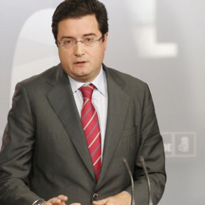Ofensiva del PSOE en el Senado por el caso Rato y la bochornosa amnistía fi Ofensiva del PSOE en el Senado por el caso Rato y la bochornosa amnistía fiscal del Gobierno
