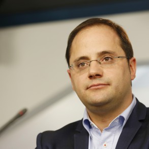 CÉSAR LUENA: El PSOE sigue recuperándose, es la única alternativa a la dere CÉSAR LUENA: El PSOE sigue recuperándose, es la única alternativa a la derecha y Pedro Sánchez es el líder mejor valorado