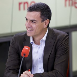 Pedro Sánchez: "El PP ha pasado de la mayoría absoluta a la soledad absoluta p Pedro Sánchez: "El PP ha pasado de la mayoría absoluta a la soledad absoluta por las políticas que Rajoy ha planteado desde Moncloa"