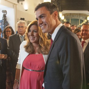Pedro Sánchez: "Los socialistas cumpliremos hasta la última letra del contrato Pedro Sánchez: "Los socialistas cumpliremos hasta la última letra del contrato con el que nos presentamos el 24M y por el que nos dieron su confianza"