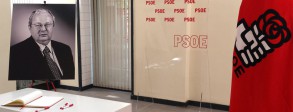 EL PSOE pone a disposición de los ciudadanos un libro de condolencias para honr EL PSOE pone a disposición de los ciudadanos un libro de condolencias para honrar al fallecido dirigente socialista Txiki Benegas