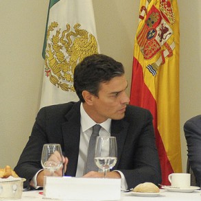 Pedro Sánchez: España es un país solidario y el PSOE lo hará realidad lidera Pedro Sánchez: España es un país solidario y el PSOE lo hará realidad liderando en Europa una política común de asilo, migración y refugiados