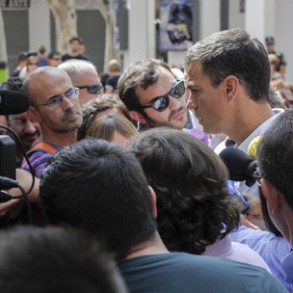PEDRO SÁNCHEZ: La patria de Mas y de los suyos no es Cataluña, es Suiza PEDRO SÁNCHEZ: La patria de Mas y de los suyos no es Cataluña, es Suiza