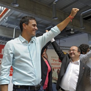 Pedro Sánchez: "El 27S hay que votar socialista para construir la Cataluña soc Pedro Sánchez: "El 27S hay que votar socialista para construir la Cataluña social" de la educación y sanidad públicas, la dependencia, la lucha contra la violencia de género y los comedores escolares