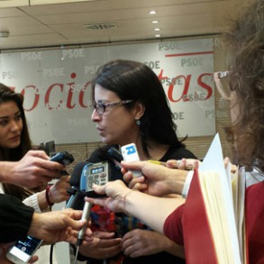 Adriana Lastra: En la FEMP se visualizará el cambio político en España qu Adriana Lastra: En la FEMP se visualizará el cambio político en España que comenzó en mayo en los pueblos y ciudades, y concluirá en diciembre con Pedro Sánchez como presidente