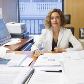 Meritxell Batet: "El pacto es un mensaje claro de unidad, de que nada nos va a d Meritxell Batet