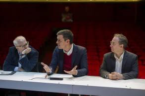 PEDRO SÁNCHEZ insta a las fuerzas del cambio a “que dejen atrás las líneas Pedro Sánchez