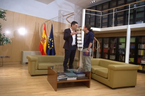 Agenda lunes 30 de Marzo Pedro Sánchez y Pablo Iglesias antes del inicio de la reunión