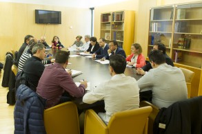 César Luena: “Reafirmamos nuestro compromiso con Altadis, convencidos de su v Reunión de dirigentes del Grupo Socialista con miembros del comité de empresa de Altadis