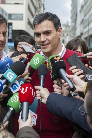 PEDRO SÁNCHEZ hace un llamamiento a las fuerzas políticas del cambio “para q Pedro Sánchez en A Coruña