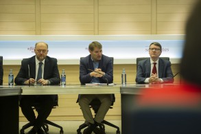 El PSOE advierte que las CCAA donde gobiernan no harán los recortes sociales qu De la Rocha Vázquez 280416