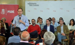 César Luena: "Aquello que menos quiere la sociedad española es aquello por lo César Luena, en Talavera 230416