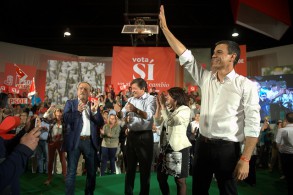 PEDRO SÁNCHEZ: “Es importante ganar un debate electoral como hicimos ayer, pe Mitin en Oviedo