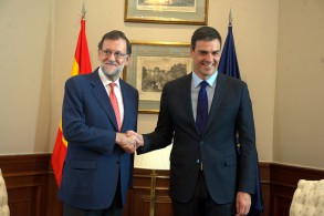 Pedro Sánchez: “La izquierda no va a apoyar a la derecha” Pedro Sánchez y Mariano Rajoy