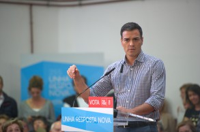 Pedro Sánchez apela a la "ejemplaridad" necesaria en política para exigir las Acto de Pedro Sánchez en A Coruña 130916