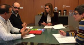 El PSOE reafirma su compromiso con la función pública Reunión María Jesús Serrano y CSIF 110117