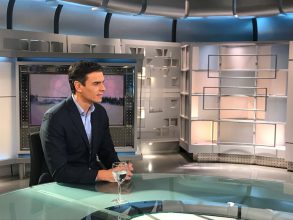 Pedro Sánchez pide a Rajoy “encauzar” el diálogo con la Generalitat Pedro Sánchez, en la entrevista en Telecinco