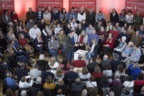 PEDRO SÁNCHEZ denuncia la inacción de Rajoy "para resolver el problema de las pedro-toledo