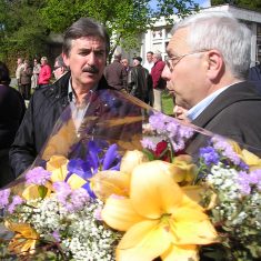 Alfredo Carreño y Fidel Rodríguez en la Fosa Común de Oviedo