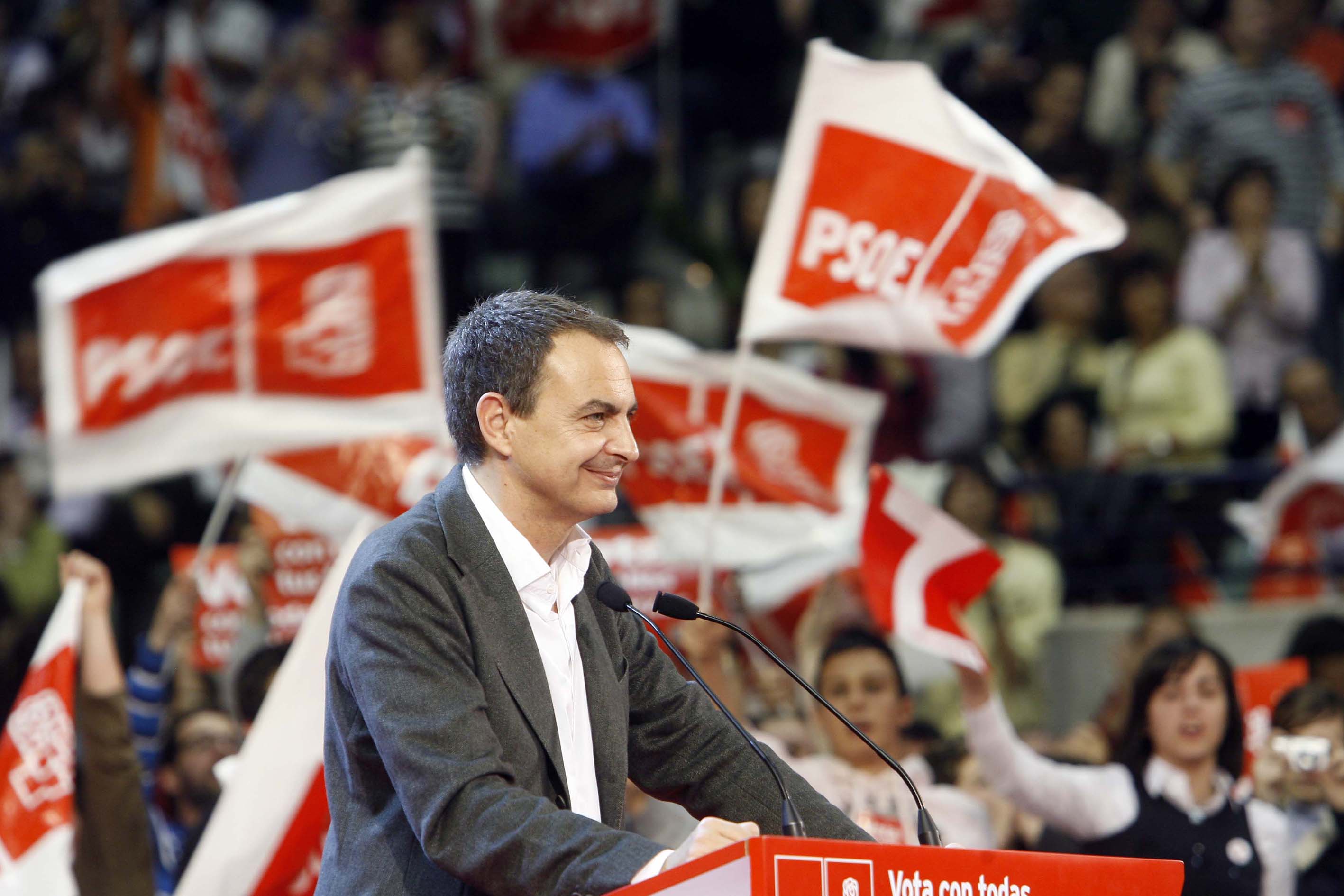 Zapatero pide una participación histórica frente a la estrategia del PP ...