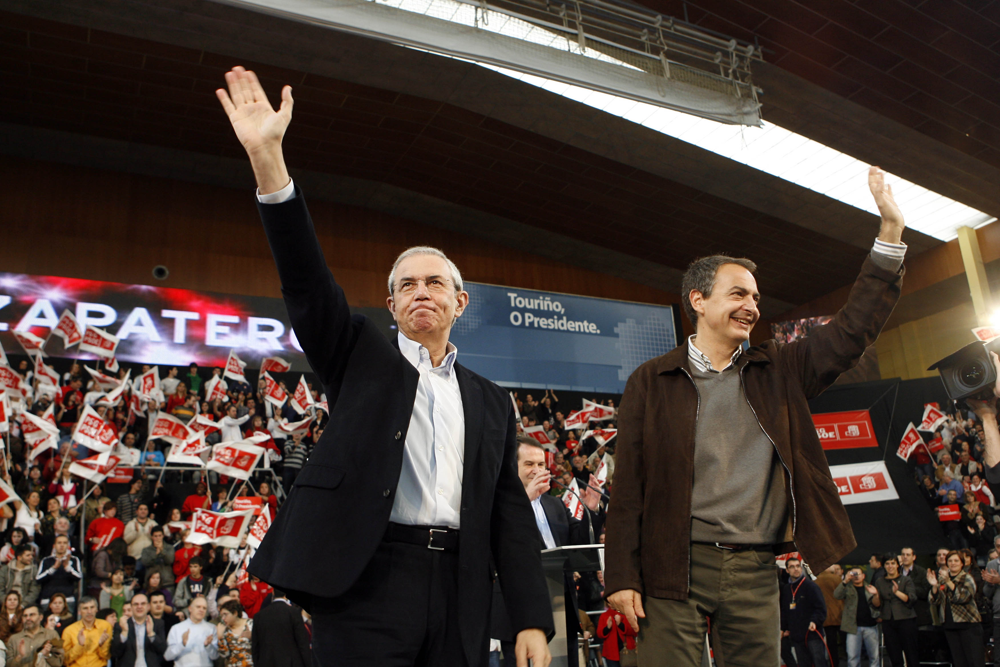 Zapatero: La democracia y el Gobierno no van a consentir que se ...