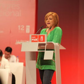 Valenciano: Los PGE "no afrontan el fondo de los problemas que tiene España" y Valenciano: Los PGE "no afrontan el fondo de los problemas que tiene España" y son "claramente antisociales"