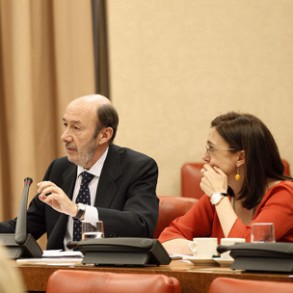 Caso Bárcenas: Rubalcaba dice al PP que "quien calla otorga" Caso Bárcenas: Rubalcaba dice al PP que "quien calla otorga"
