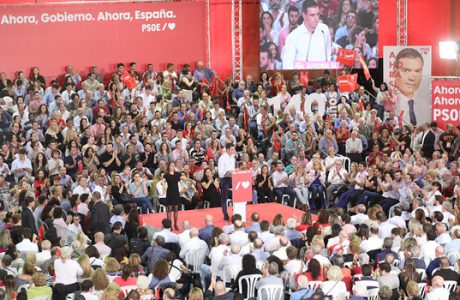 CRISIS EN VOX, se queda sin MILITARES