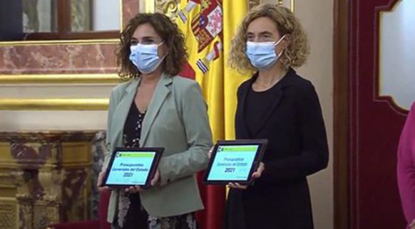 Montero y Batet con el proyecto de PGE para 2021