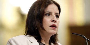 Adriana Lastra, durante su intervención en el pleno