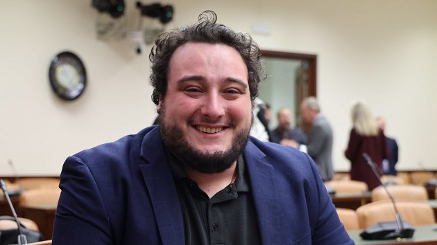 Aprobada una iniciativa socialista para impulsar la mejora de las redes  eléctricas y las interconexiones energéticas en la UE